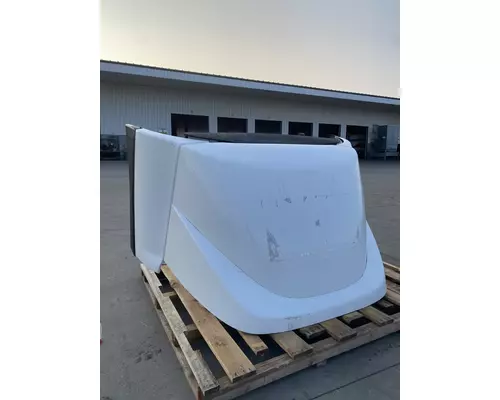 VOLVO VNL Gen 3 Roof Assembly