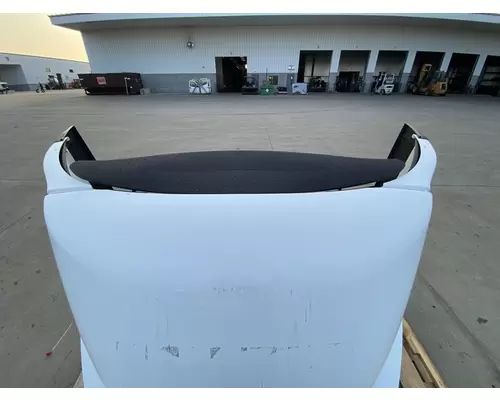 VOLVO VNL Gen 3 Roof Assembly