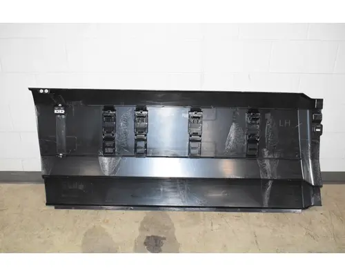 VOLVO VNL Gen 3 Side Fairing