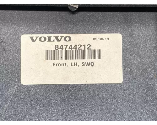 VOLVO VNL Gen 3 Side Fairing