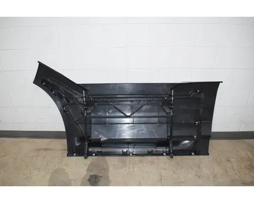 VOLVO VNL Gen 3 Side Fairing