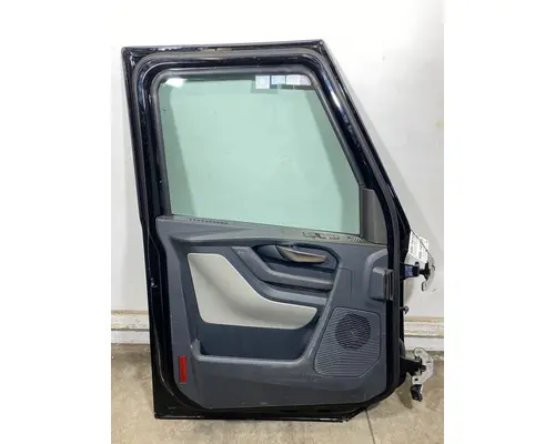 VOLVO VNL Gen 4 Door Assembly, Front