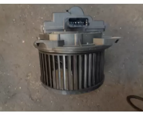 VOLVO VNL-Sleeper_P3086001 AC Blower Motor