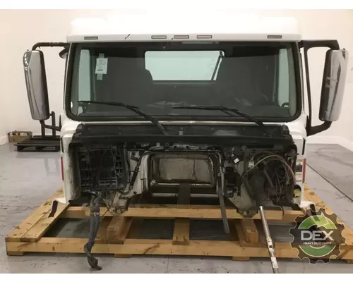 VOLVO VNL day cab Cab