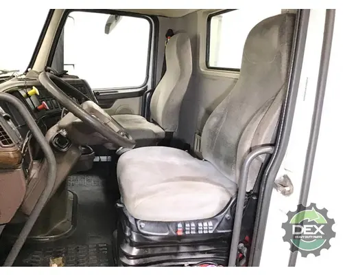 VOLVO VNL day cab Cab