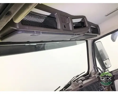 VOLVO VNL day cab Cab