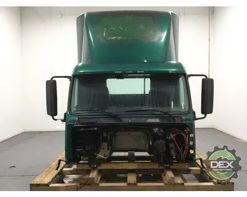 VOLVO VNL day cab Cab