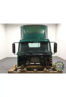 VOLVO VNL day cab Cab