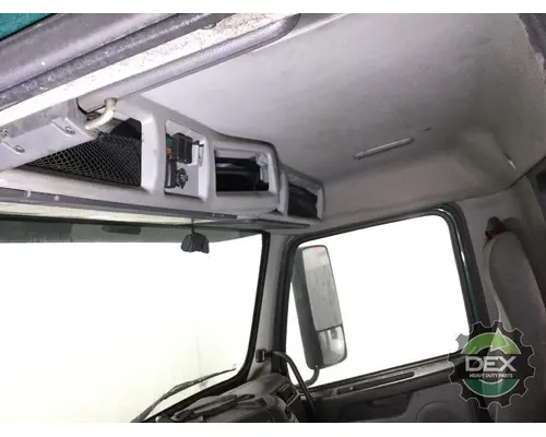 VOLVO VNL day cab Cab