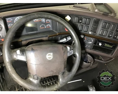 VOLVO VNL day cab Cab