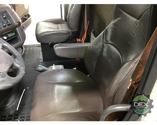 VOLVO VNL day cab Cab