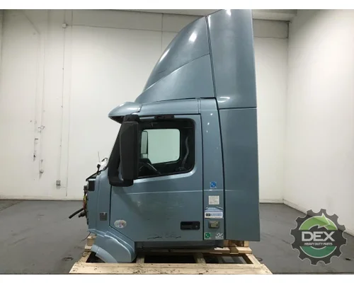 VOLVO VNL day cab Cab