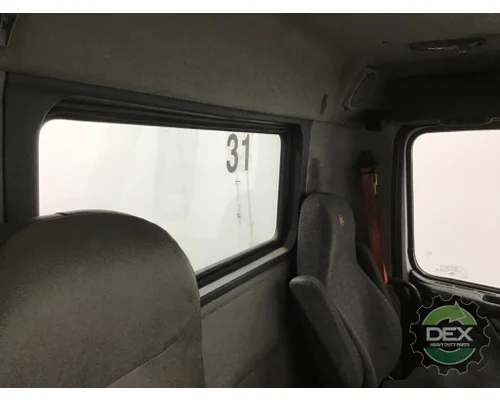 VOLVO VNL day cab Cab