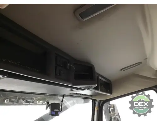 VOLVO VNL day cab Cab