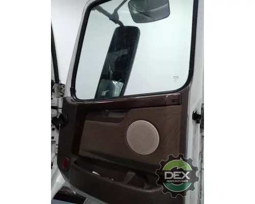 VOLVO VNL day cab Cab