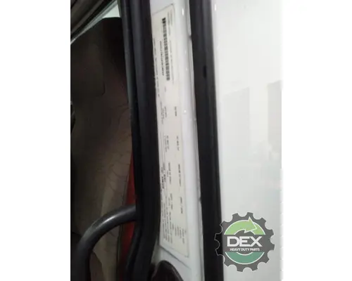 VOLVO VNL day cab Cab