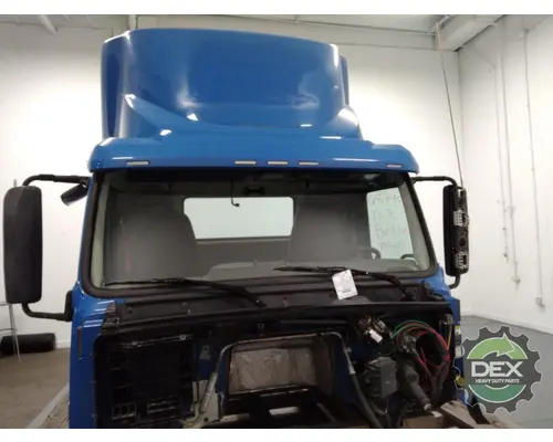 VOLVO VNL day cab Cab