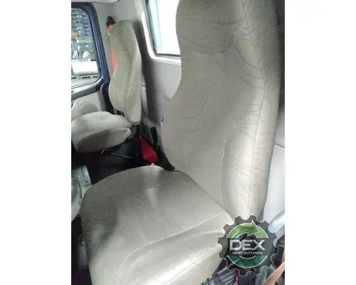 VOLVO VNL day cab Cab