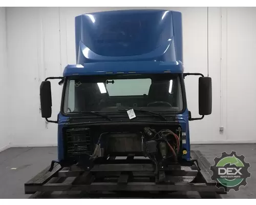 VOLVO VNL day cab Cab
