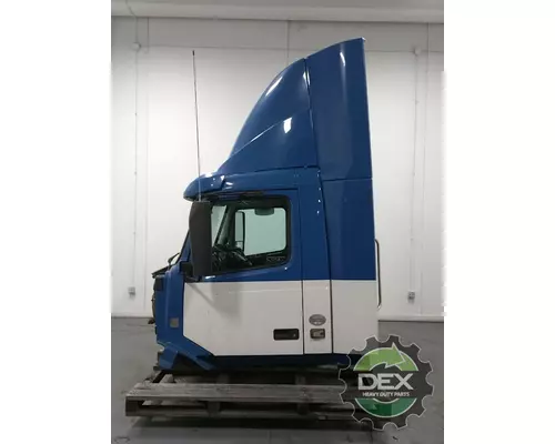 VOLVO VNL day cab Cab