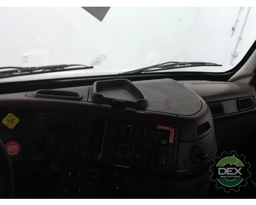 VOLVO VNL day cab Cab