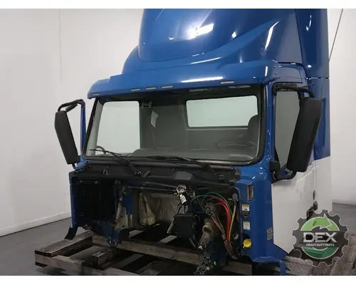 VOLVO VNL day cab Cab