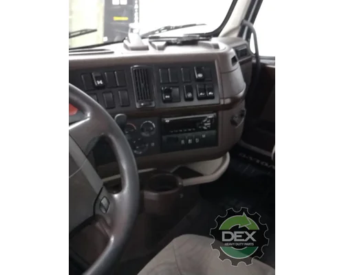 VOLVO VNL day cab Cab