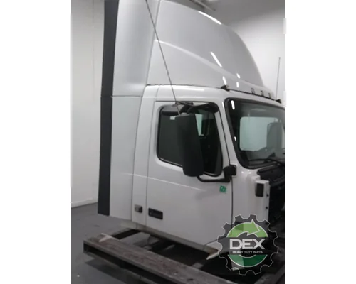 VOLVO VNL day cab Cab