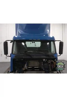 VOLVO VNL day cab Cab