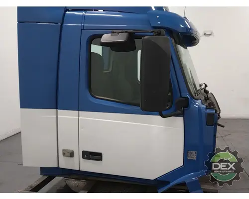 VOLVO VNL day cab Cab