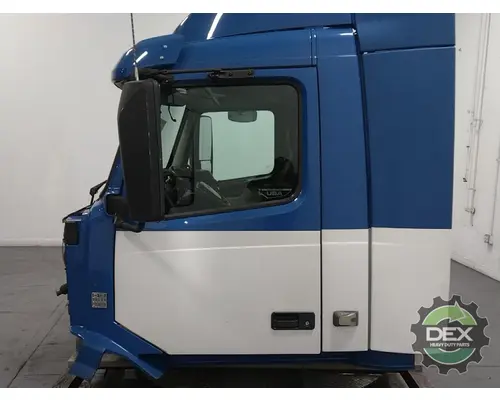 VOLVO VNL day cab Cab