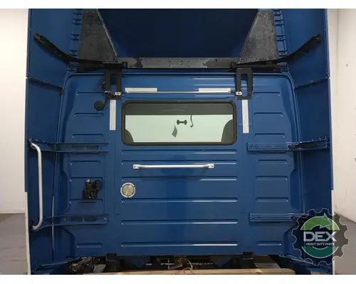 VOLVO VNL day cab Cab