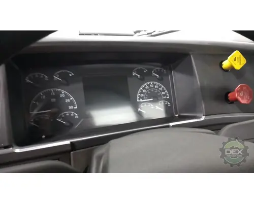 VOLVO VNL day cab Cab