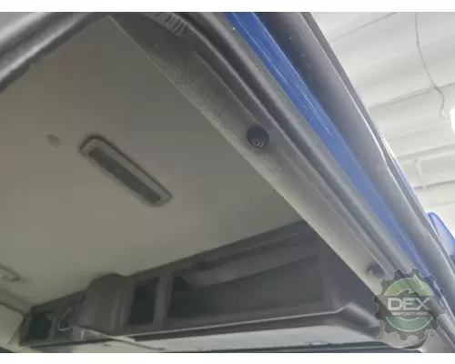 VOLVO VNL day cab Cab