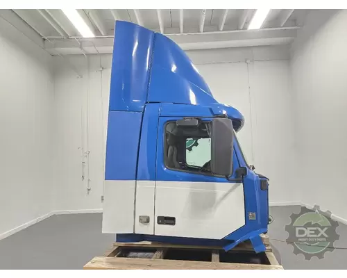 VOLVO VNL day cab Cab