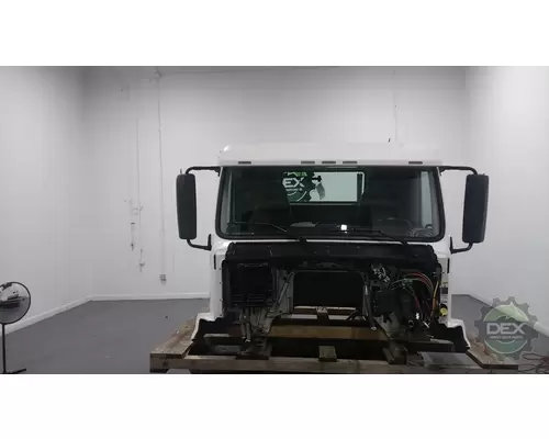 VOLVO VNL day cab Cab