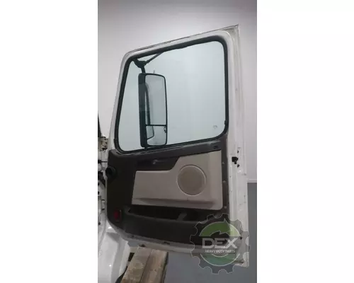 VOLVO VNL day cab Cab