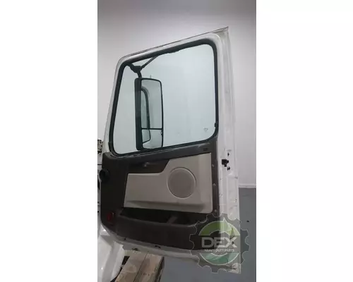 VOLVO VNL day cab Cab