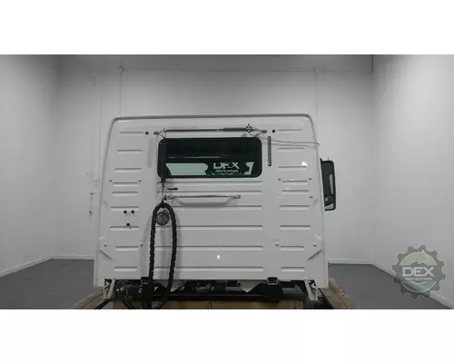 VOLVO VNL day cab Cab