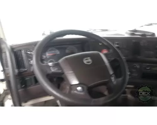 VOLVO VNL day cab Cab