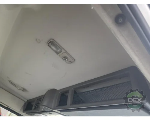 VOLVO VNL day cab Cab