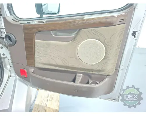 VOLVO VNL day cab Cab