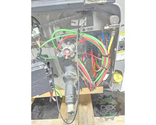 VOLVO VNL day cab Cab