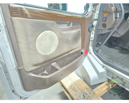 VOLVO VNL day cab Cab