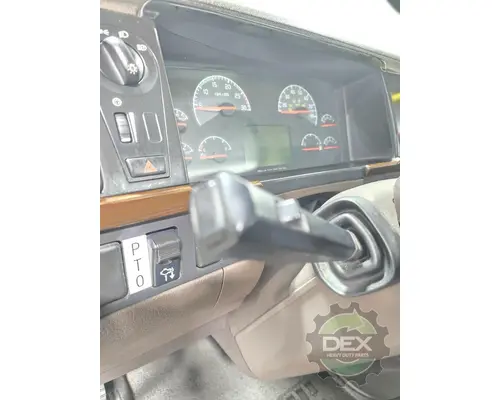 VOLVO VNL day cab Cab