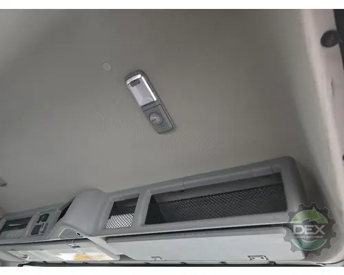 VOLVO VNL day cab Cab