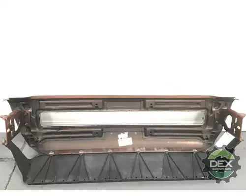 VOLVO VNL version 2 8611 bumper, front