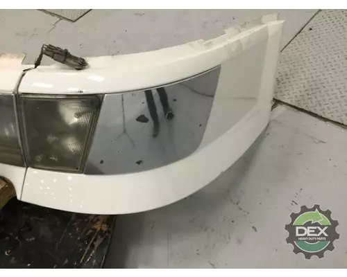 VOLVO VNL version 2 Bumper Assembly, Front