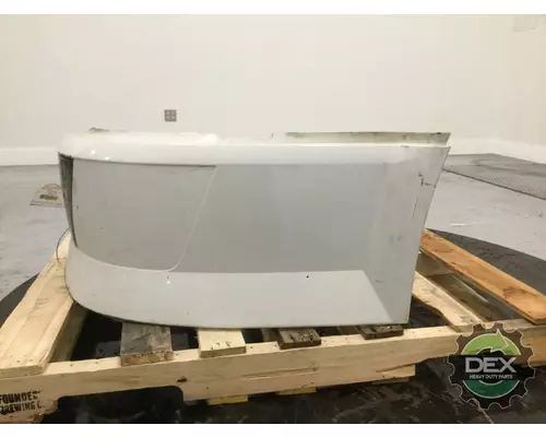 VOLVO VNL version 2 Bumper Assembly, Front