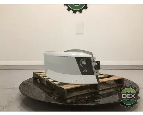 VOLVO VNL version 2 Bumper Assembly, Front